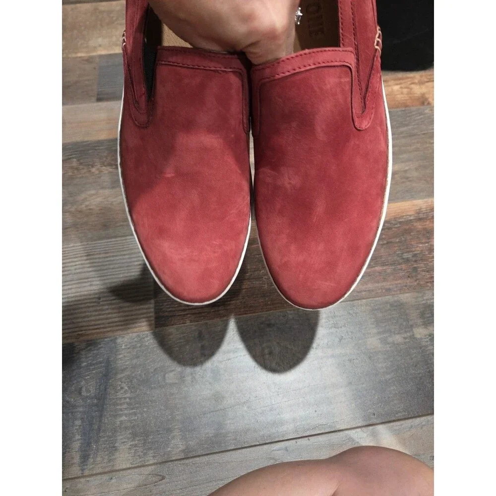 Maroon Blackstone Men's Slip on Walking Shoe NWOB Size 12-13